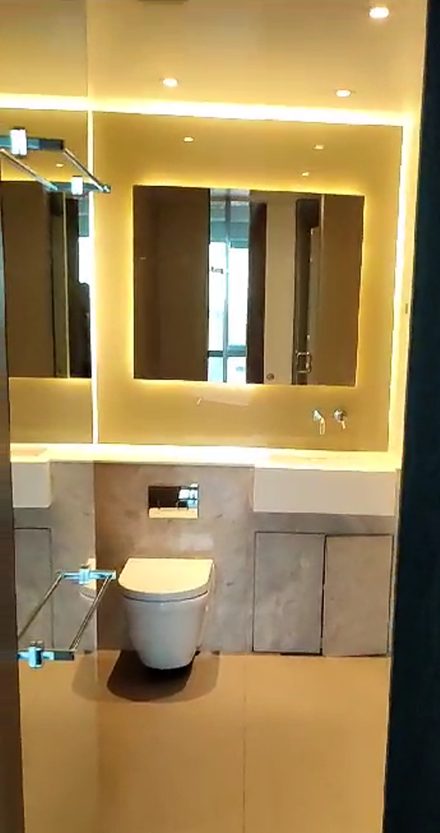 Spotless WC